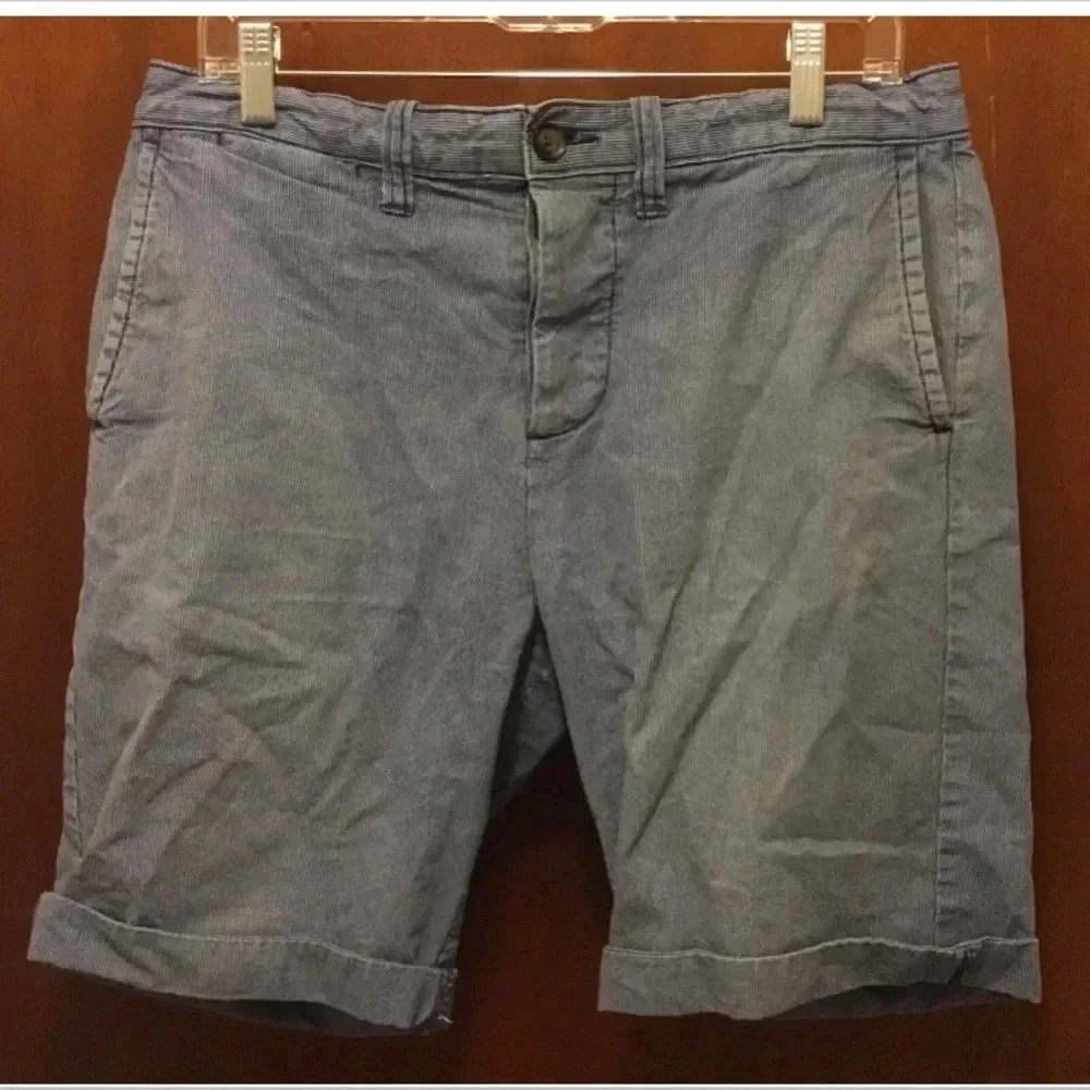 Men JACK WILLS blue White Pinstripe 100% Cotton Cuff Shorts Sz 32 EUC